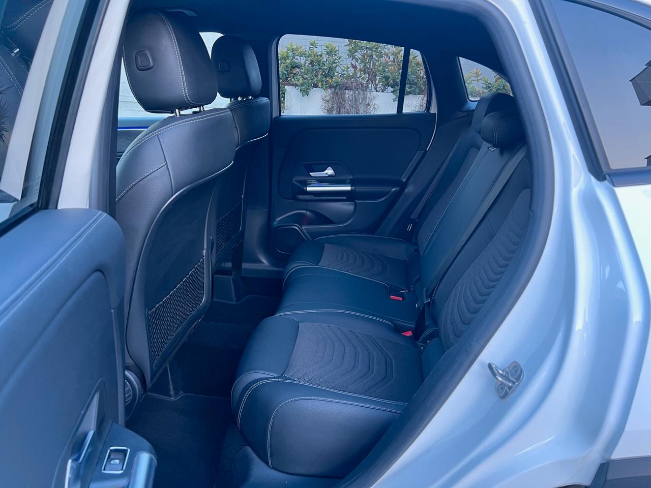 Mercedes-benz GLA 180 d 115cv Sport Plus auto NIGHT VIRTUAL/LED/LUCI/18;