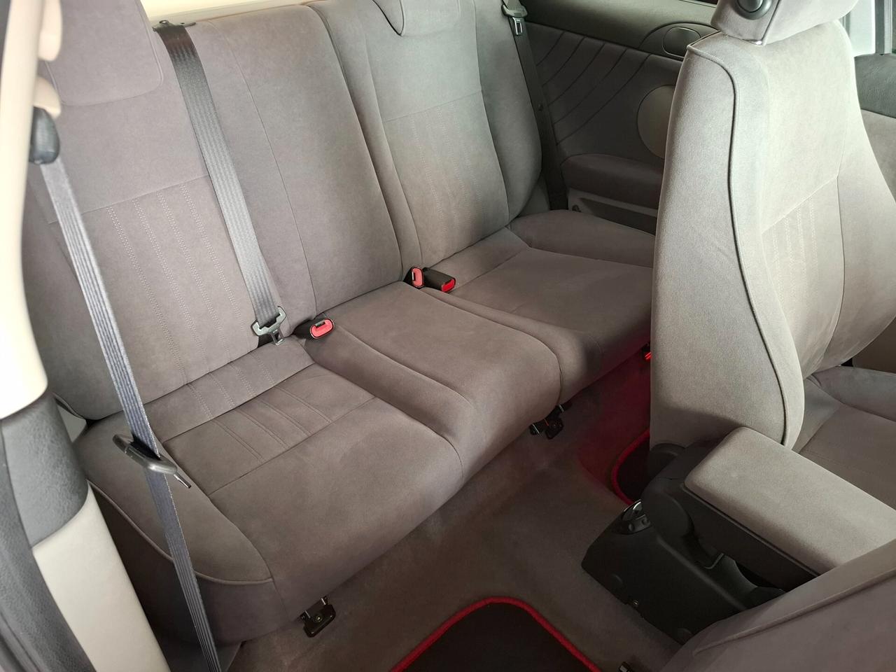 Alfa Romeo 147 1.9 JTD (120) 3 porte Exclusive