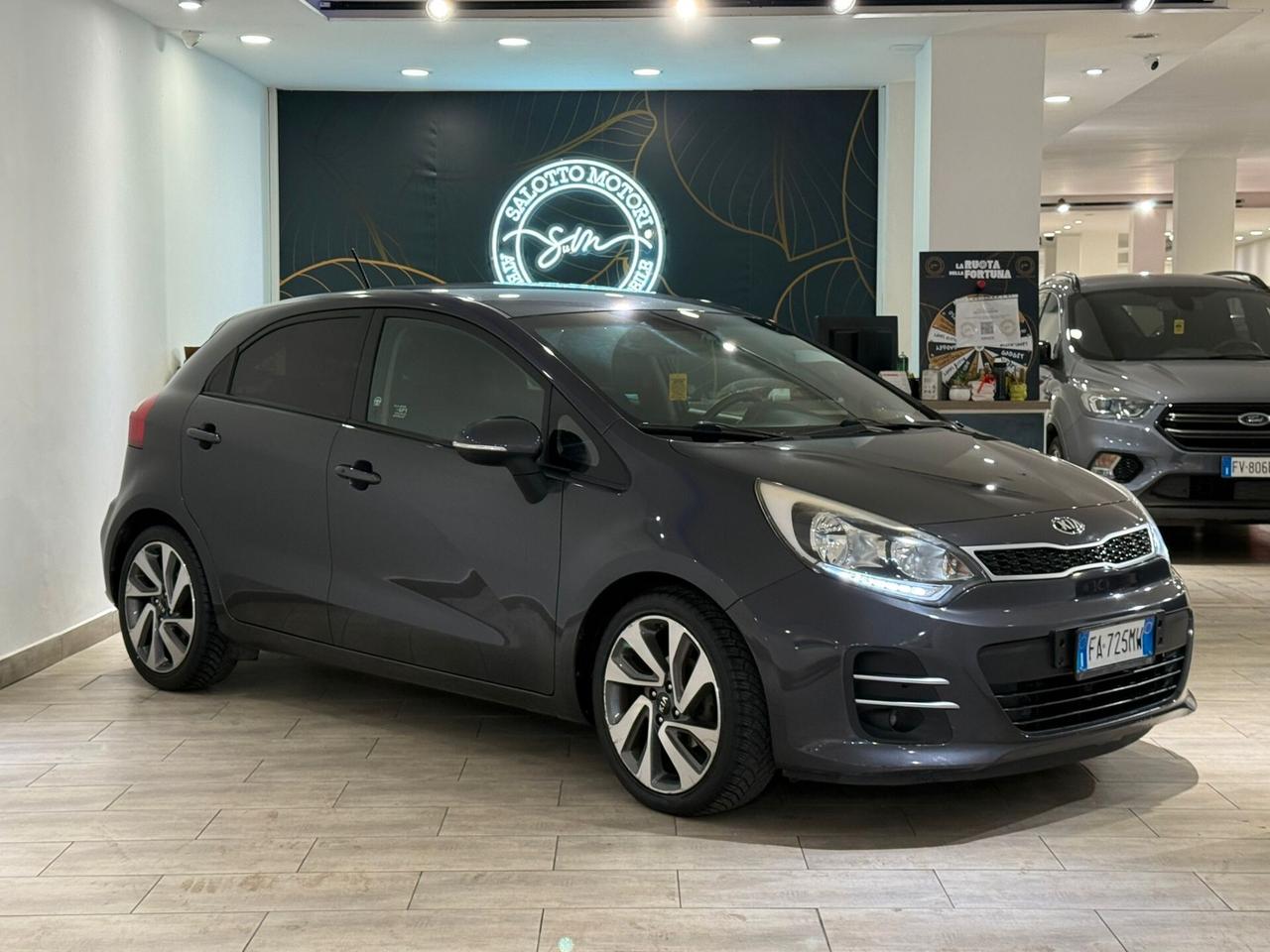 KIA RIO 1.2 DIESEL 75CV PER NEOPATENTATI