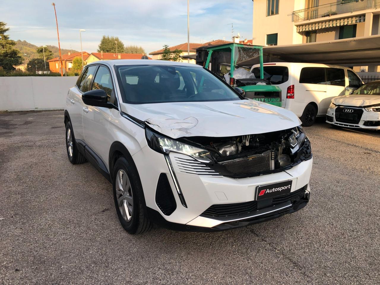 Peugeot 3008 BlueHDi 130 ! INCIDENTATA START OK !