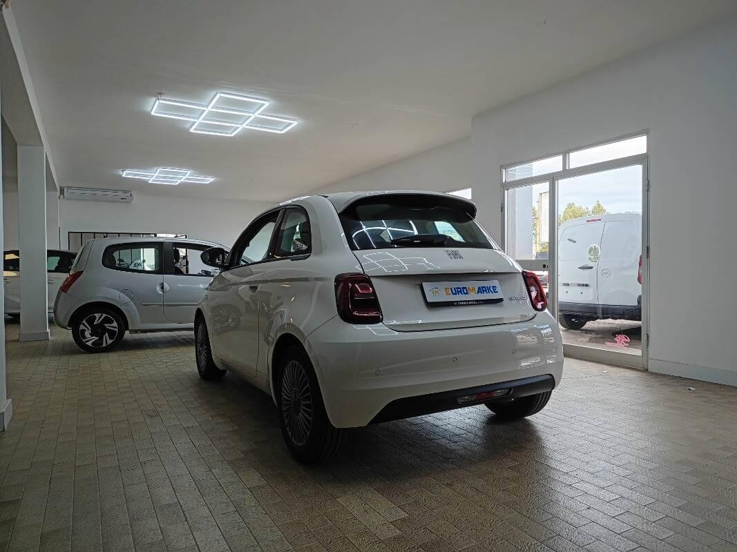 Fiat 500 1.0 hybrid Icon