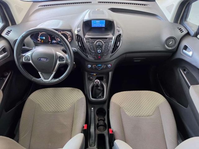 Ford Tourneo Courier 1.6 TDCI 95 CV TITANIUM