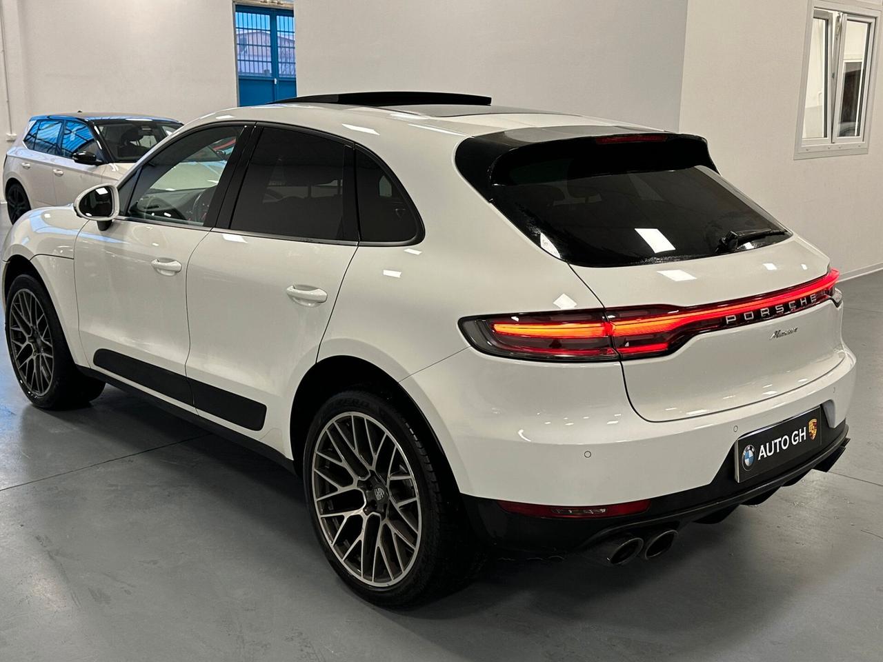 PORSCHE MACAN 2.0 T BENZINA 245CV PDK FULL OPTIONAL TETTO PANO