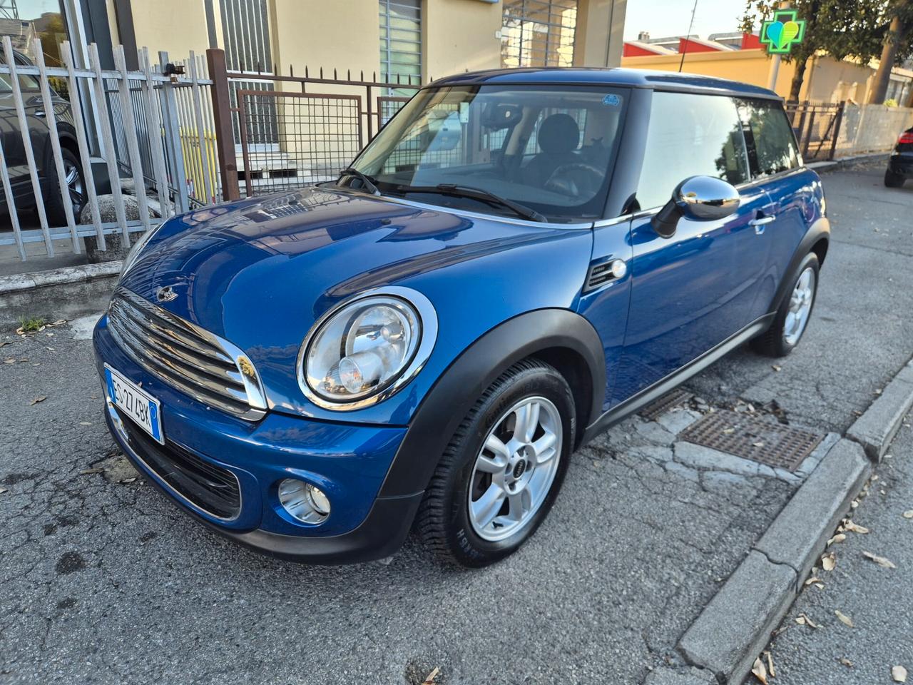 Mini 1.6 16V One (55kW)