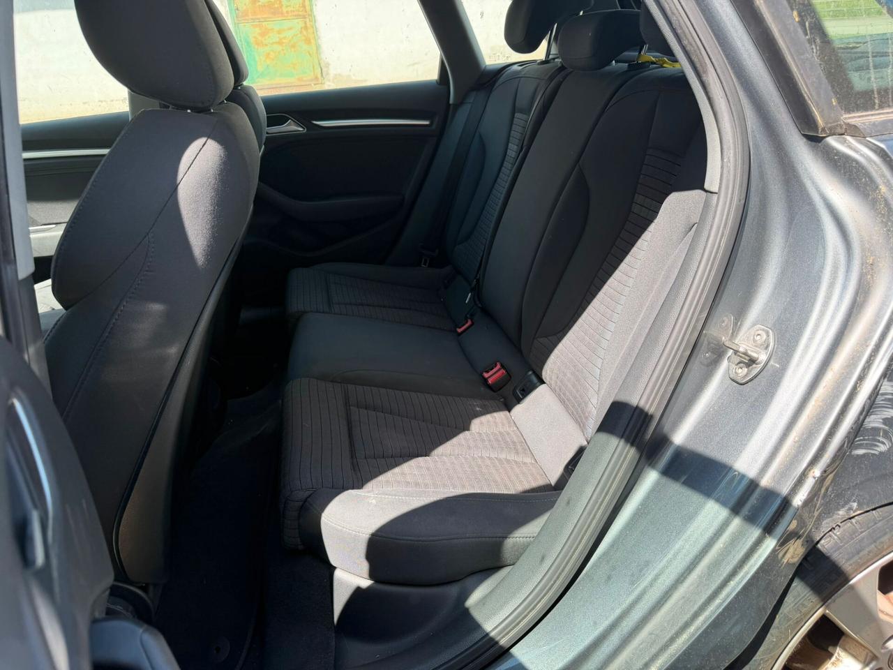 Audi A3 SPB 30 TDI Business