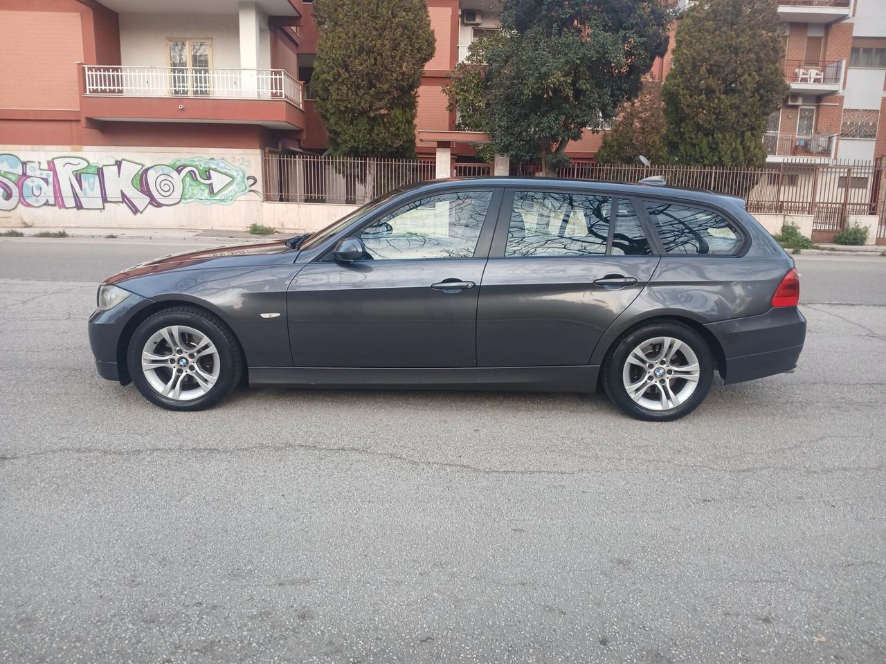 Bmw 320 320d cat Touring Attiva