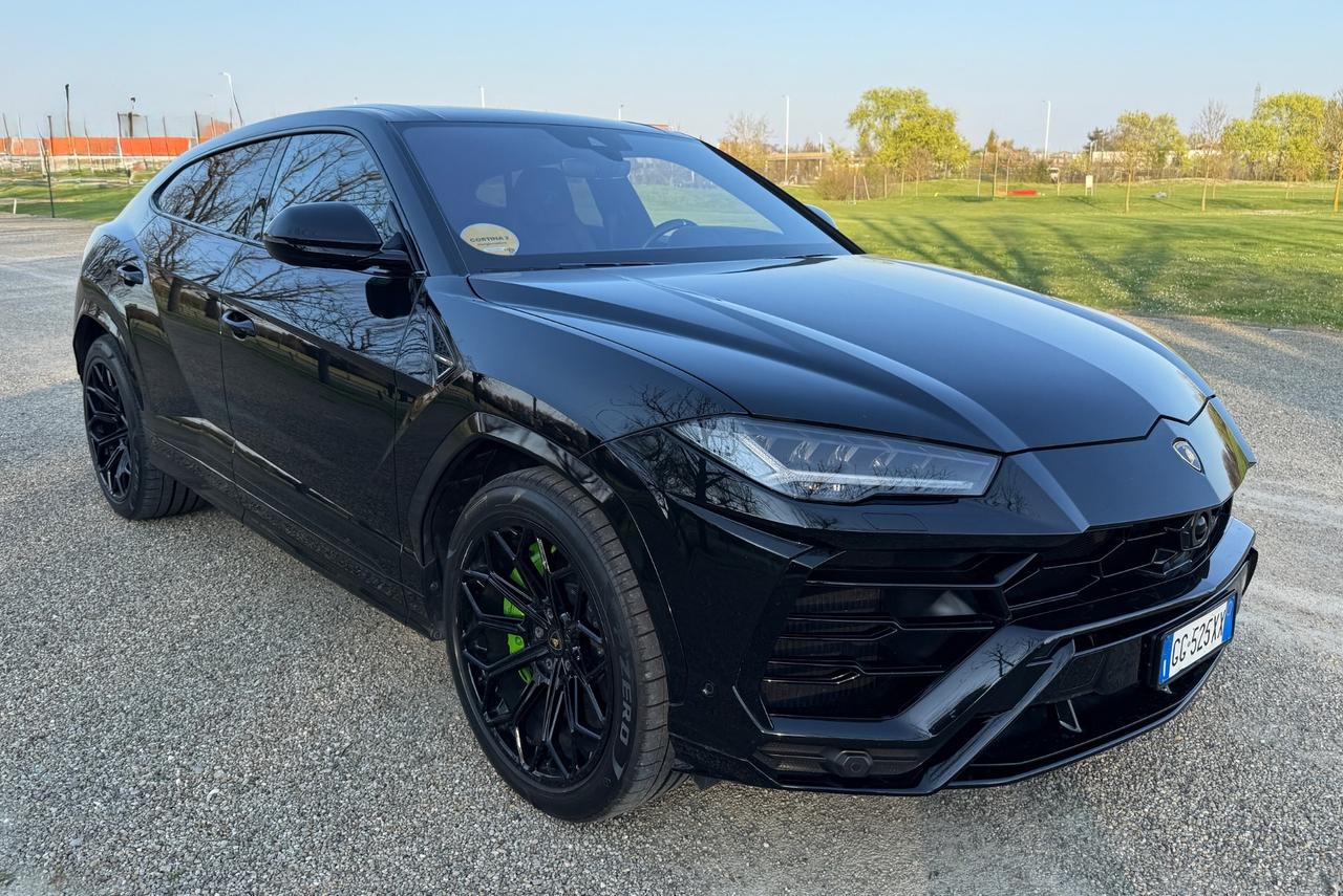 Lamborghini Urus 4.0 - prezzo top italia con iva e garanzia