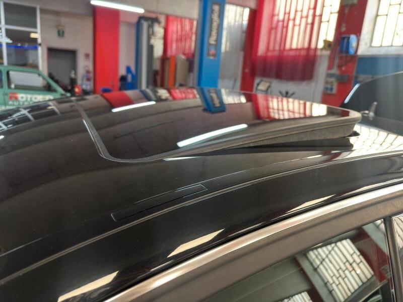 MERCEDES Classe C (W/S204) C 200 CGI BlueEFFI...