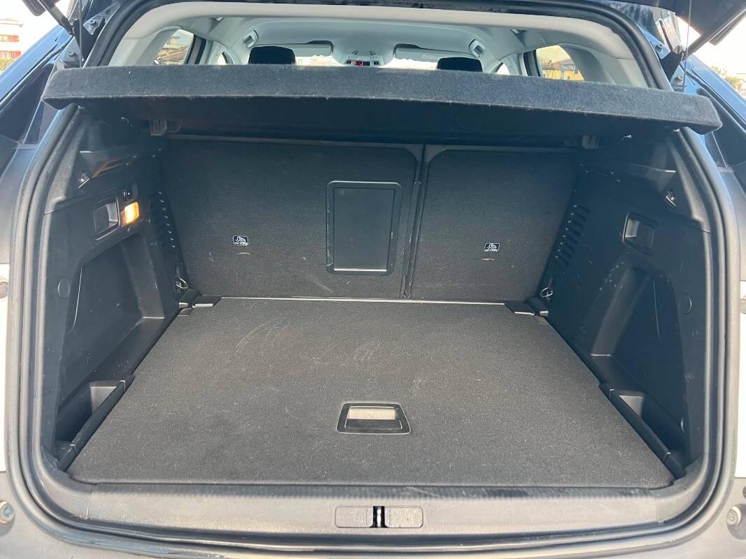 Peugeot 3008 1.5 bluehdi Allure s&s 130cv