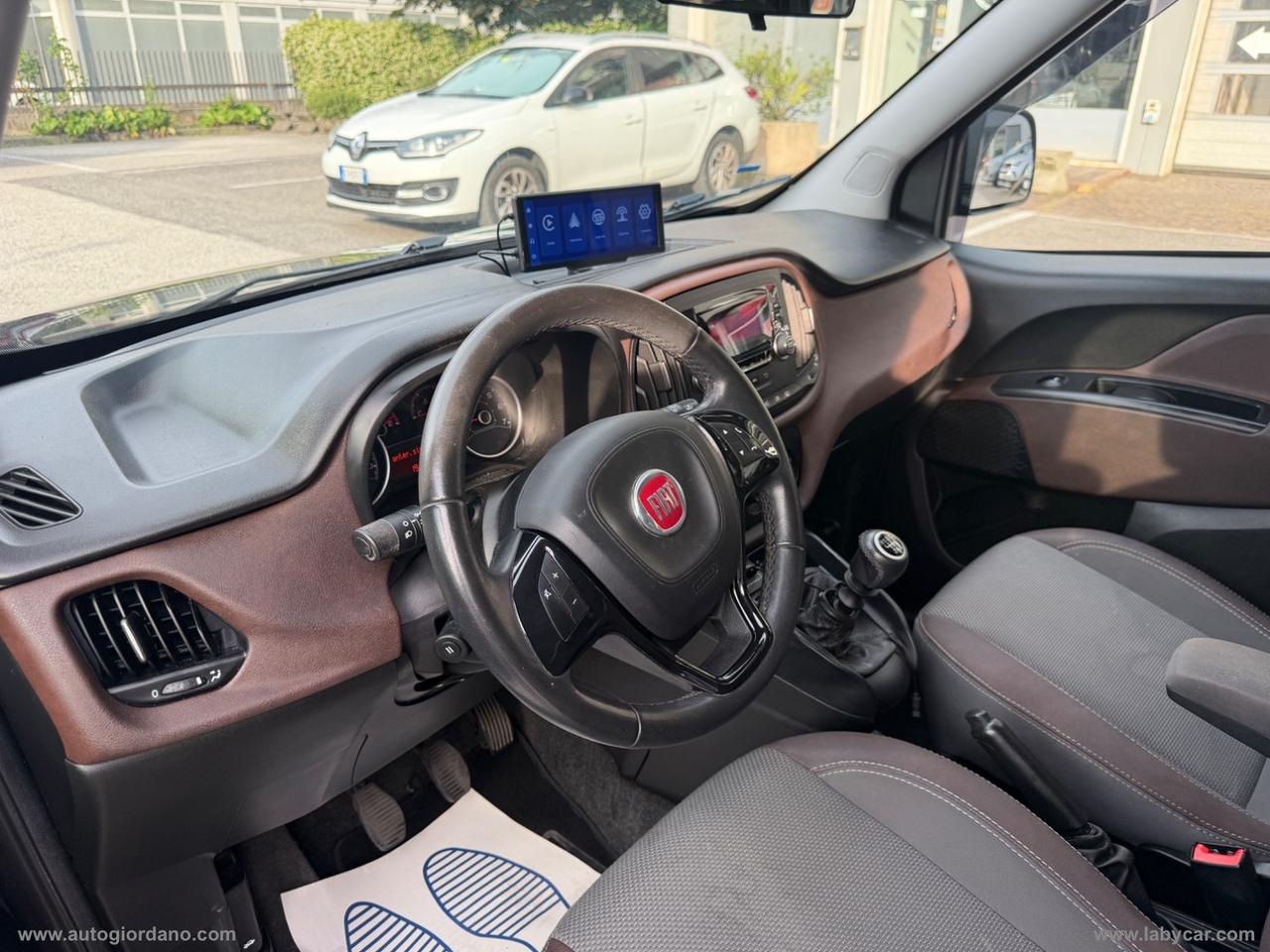 FIAT Doblò 1.6 MJT 120 CV Trekking