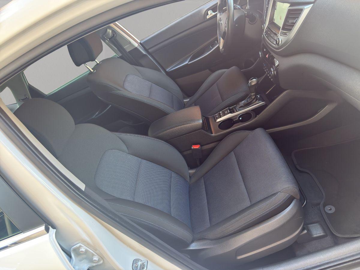 HYUNDAI - Tucson - 1.7 CRDi 141 CV DCT Sound Edition