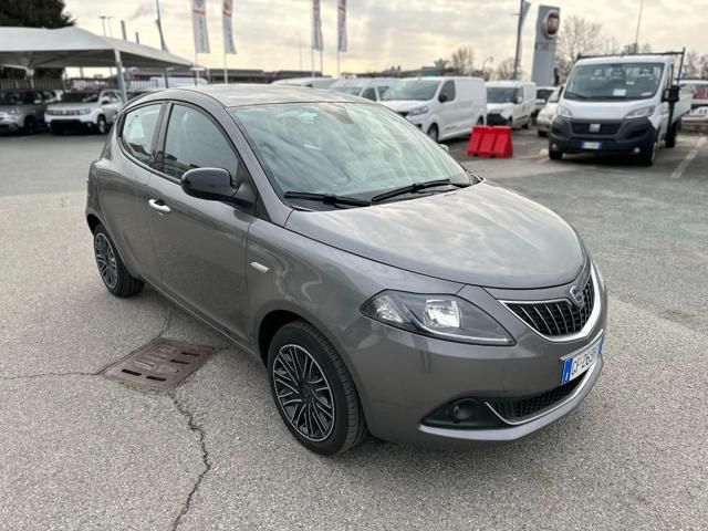 LANCIA Ypsilon 1.0 FireFly 5 porte S&amp;S Hybrid Ecochic Gold