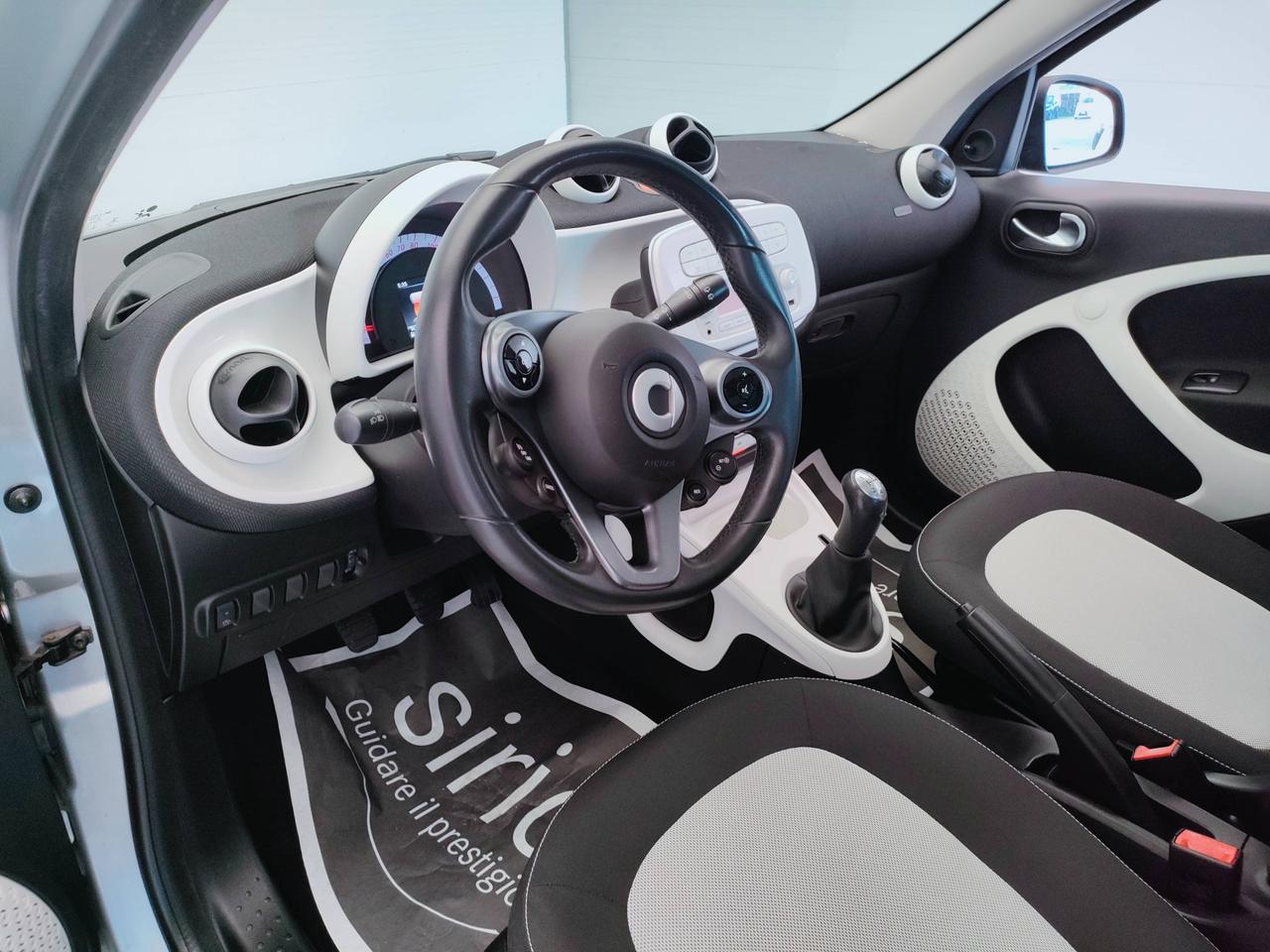 SMART Forfour II 2015 - Forfour 1.0 Passion 71cv