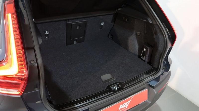 Volvo XC40 Recharge T5 Plug-in Hybrid Recharge Inscription Expression