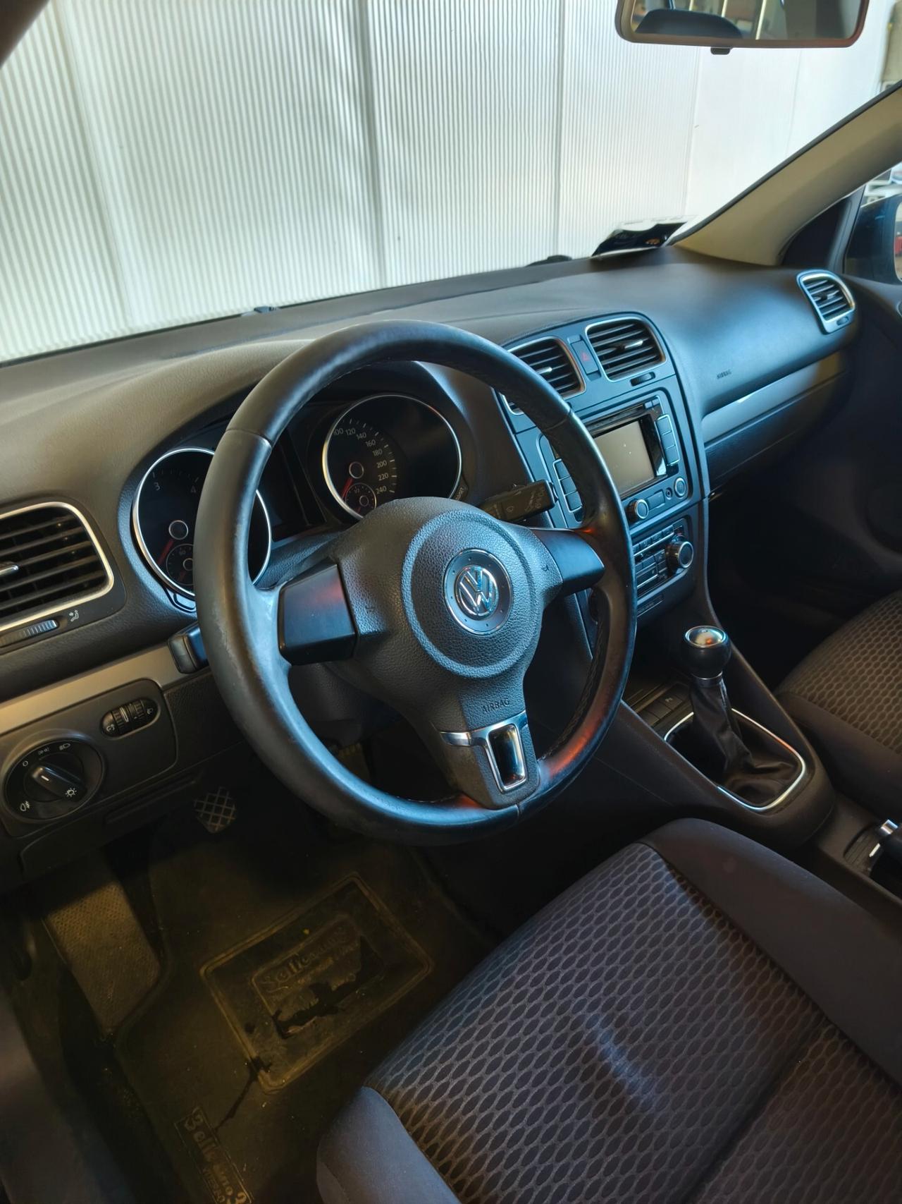 Volkswagen Golf 2.0 TDI 110CV