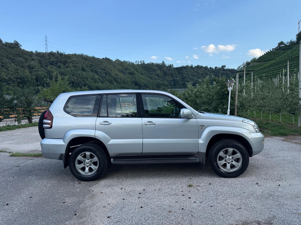 Toyota Land Cruiser 3.0 D-4D 16V cat 5 porte aut. Wagon