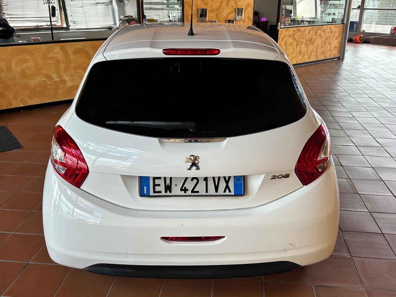 Peugeot 208 1.4 HDi 68 CV 5 porte