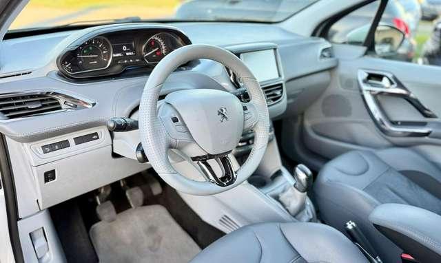 Peugeot 208 5p 1.6 vti 16v Allure