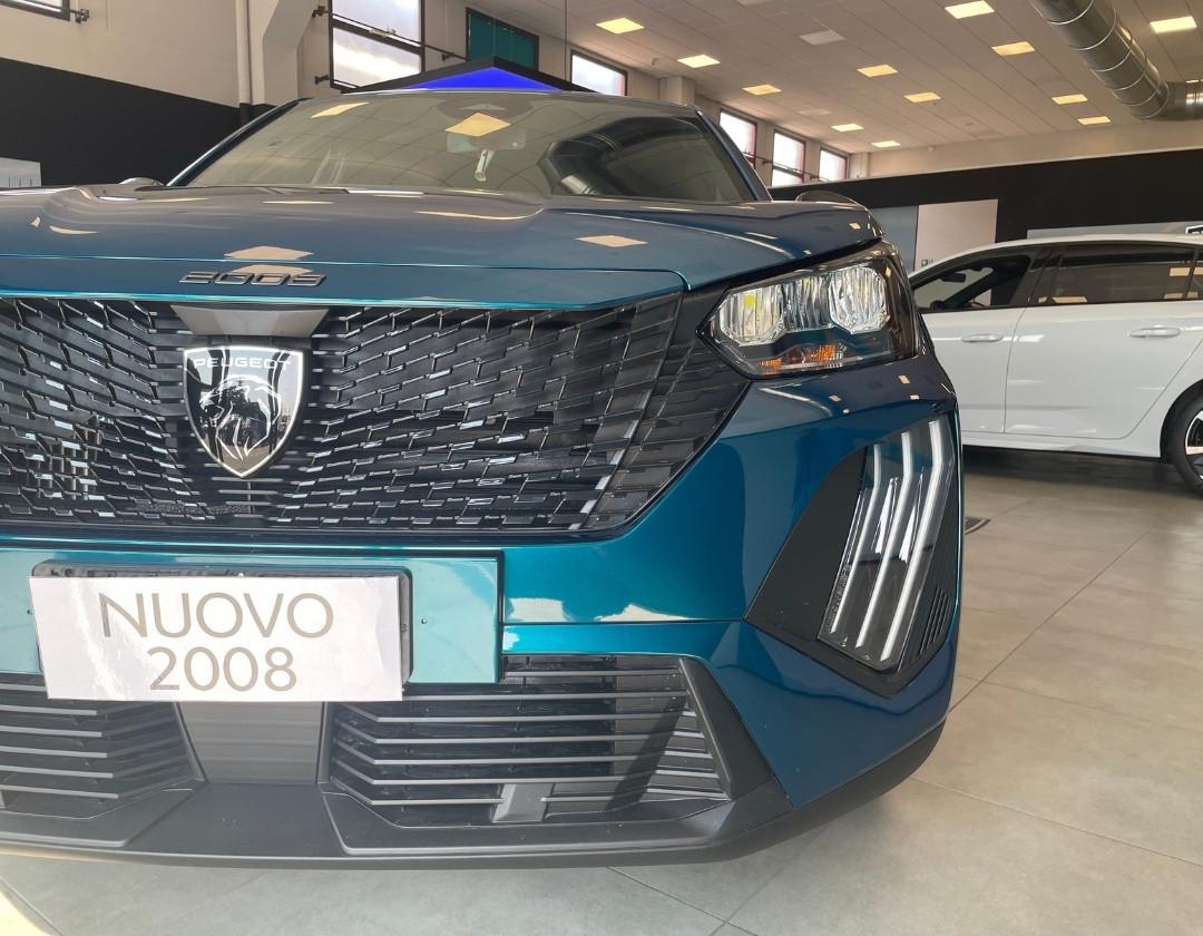 PEUGEOT 2008 H 12E MHEV P6