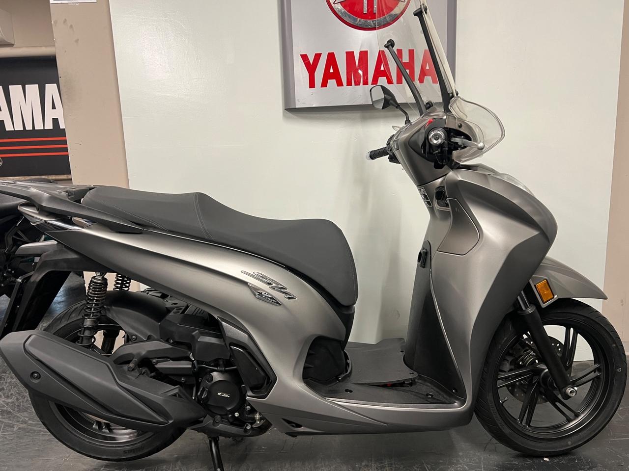 Honda SH 350 i