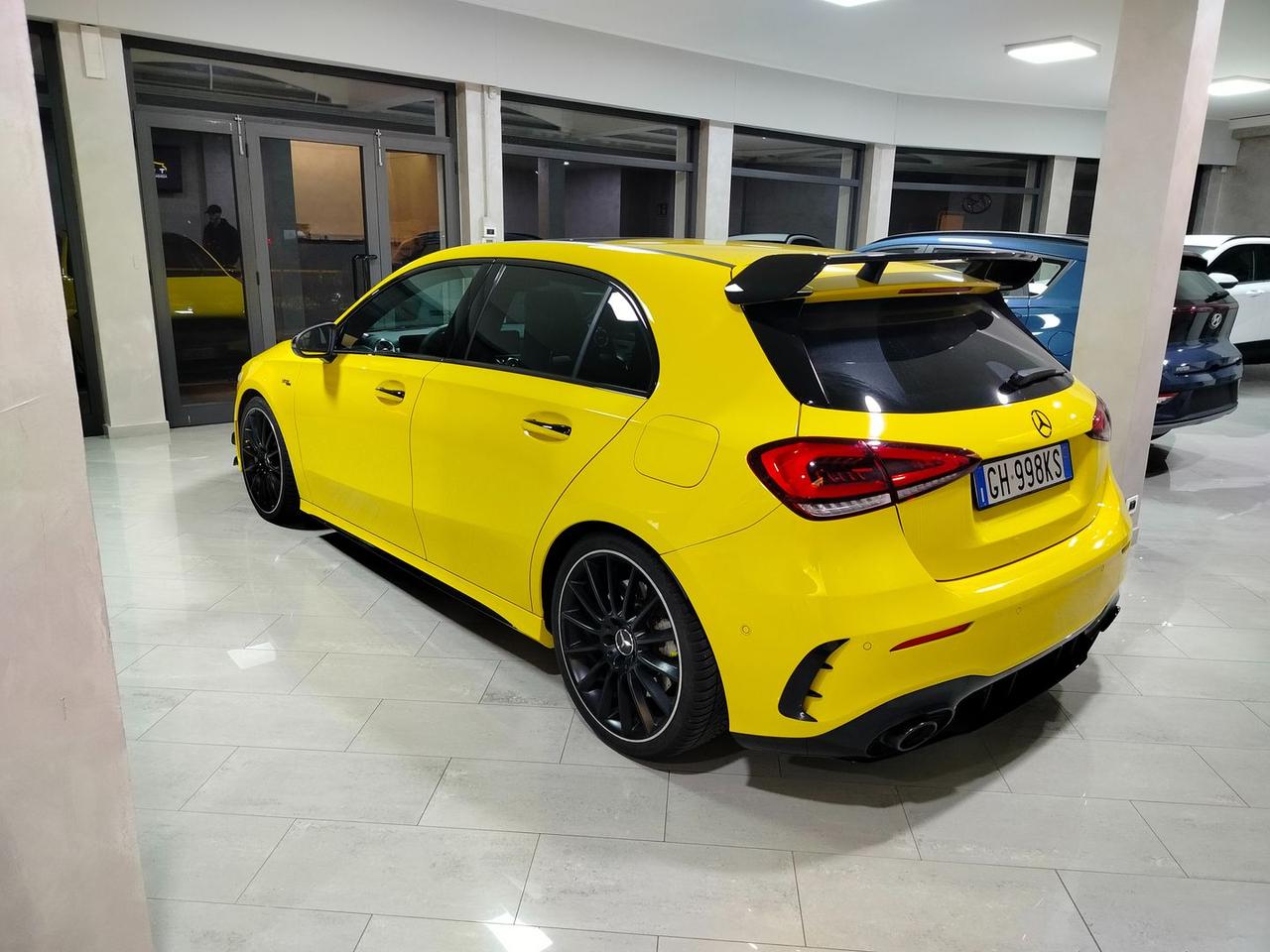 Mercedes-Benz A 35 AMG AMG Line Premium Editon