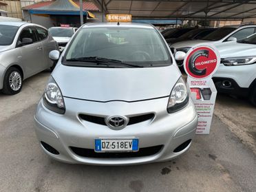 Toyota Aygo 1.0 12V VVT-i 5 porte Sol