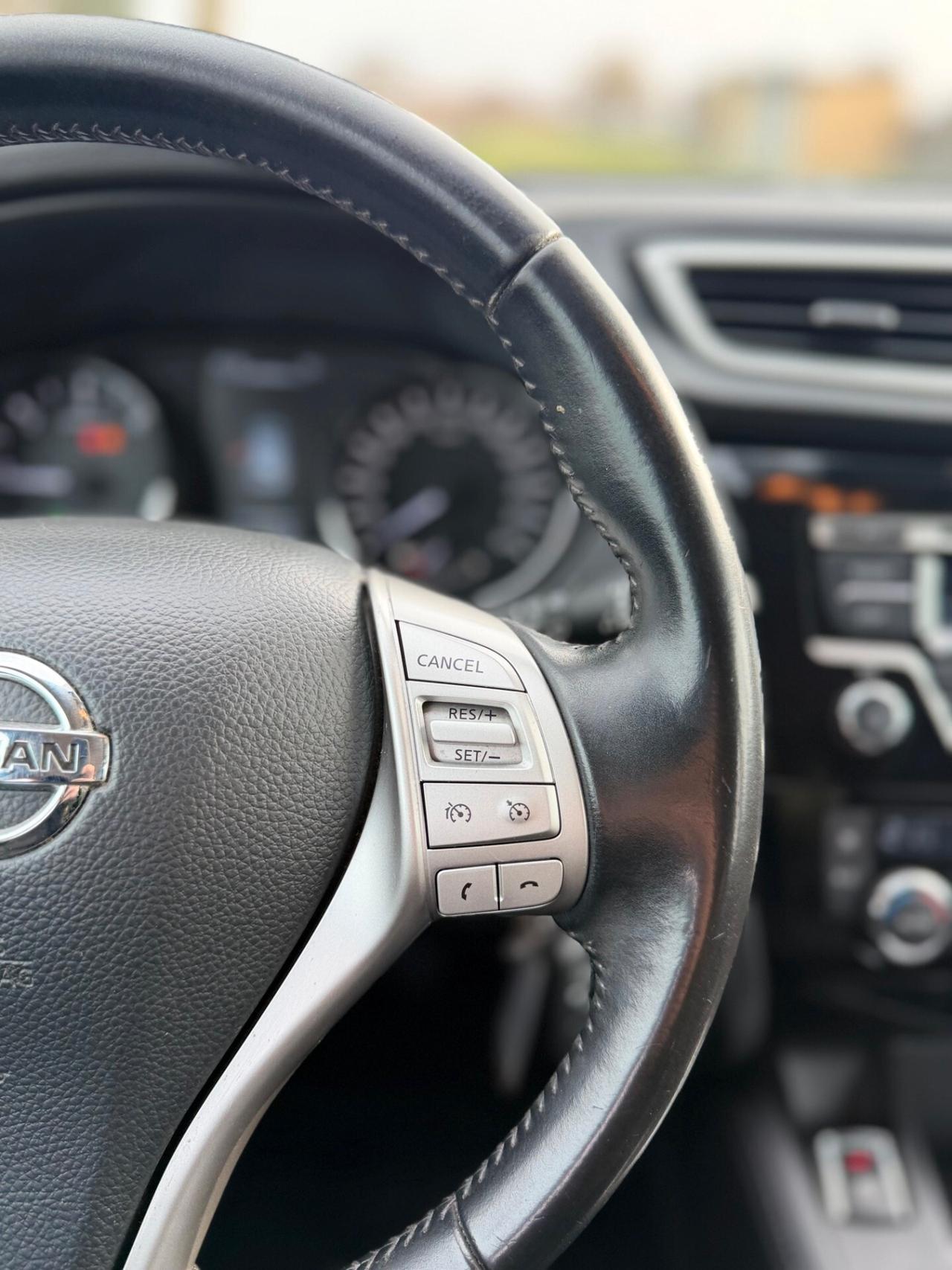 Nissan Qashqai 1.5 dCi Tekna euro6b