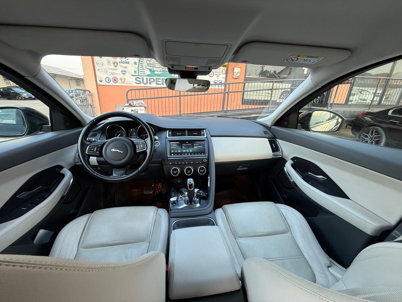 Jaguar E-Pace 2.0D 180 CV AWD aut. R-Dynamic