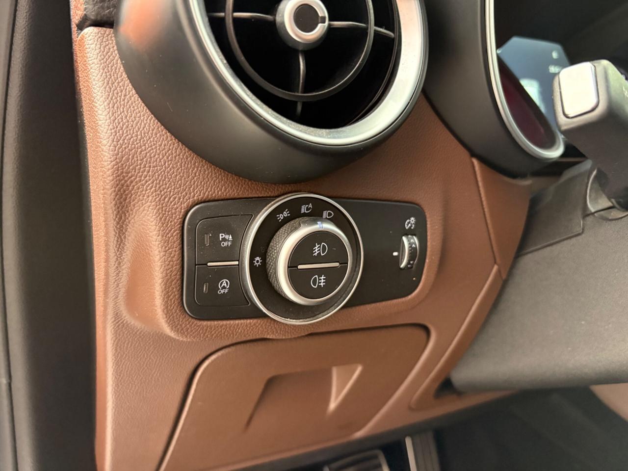 Alfa Romeo Stelvio 2.2 Turbodiesel 210 CV AT8 Q4 Executive permute e finanziamenti