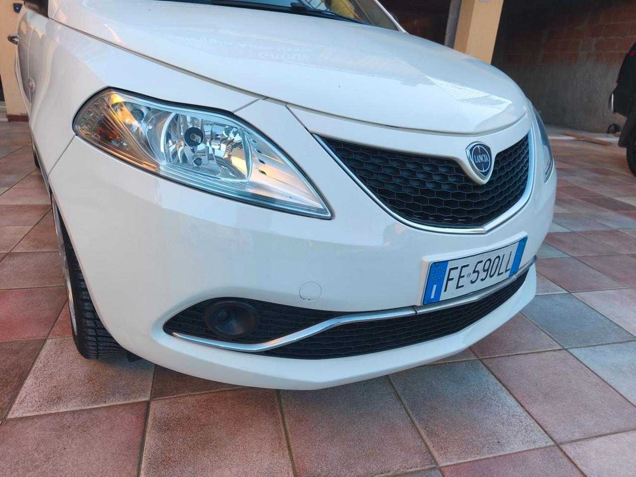 Lancia Ypsilon 1.2 GPL 69 CV 5 porte Ecochic