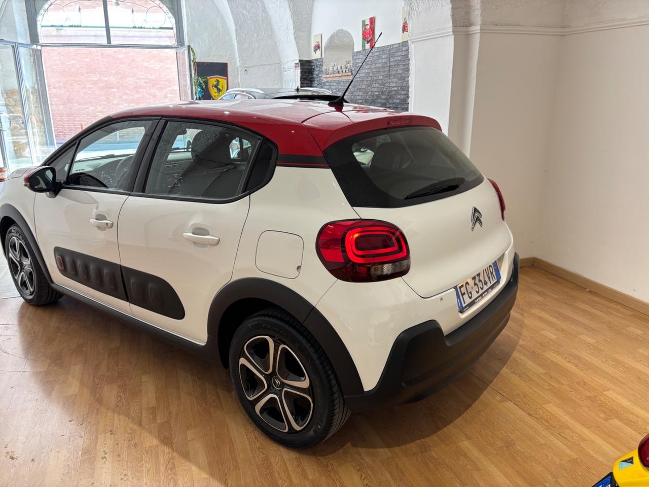 Citroen C3 PureTech 1.2 82cv Shine