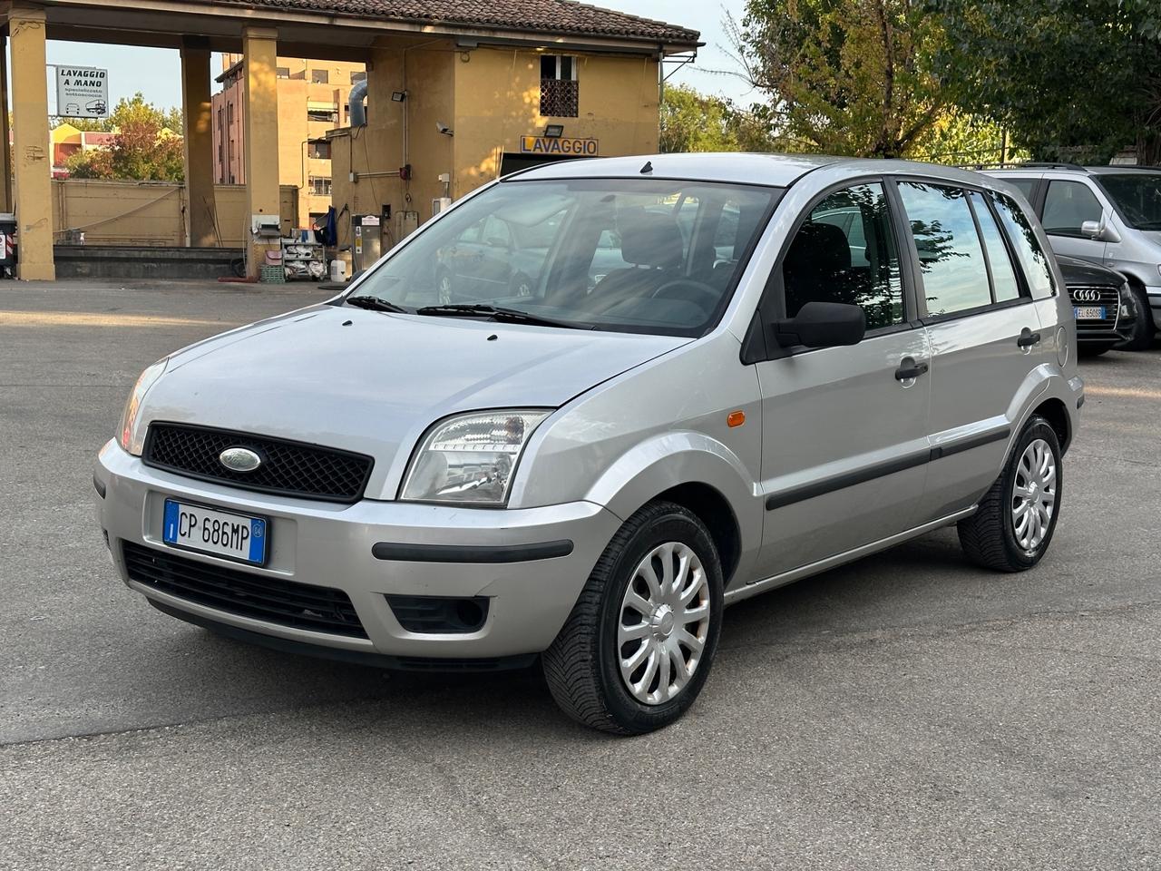 Ford Fusion 1.4 16V 5p. Leather