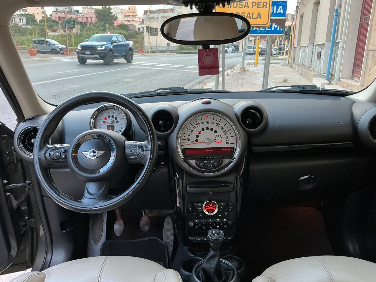 Mini Cooper D Countryman BERLINA