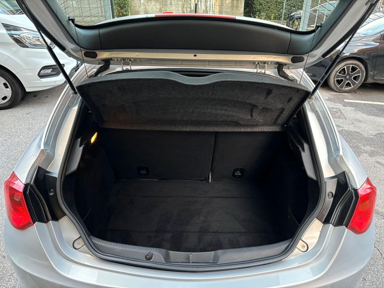 Alfa Romeo Giulietta 1.4 Turbo 120 CV Distinctive TETTO PANORAMICO APRIBILE