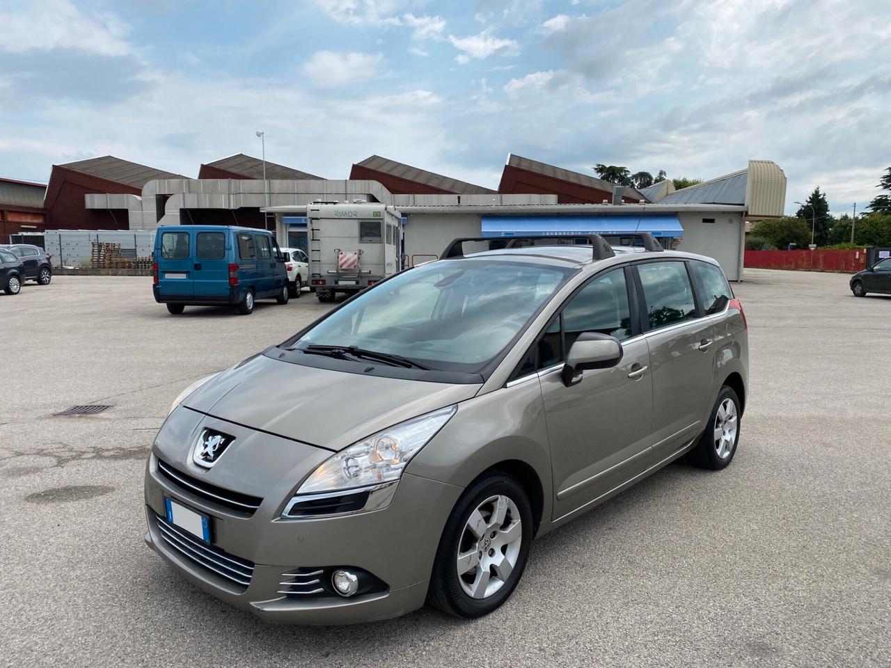 Peugeot 5008 1.6 HDi LEGGI BENE!