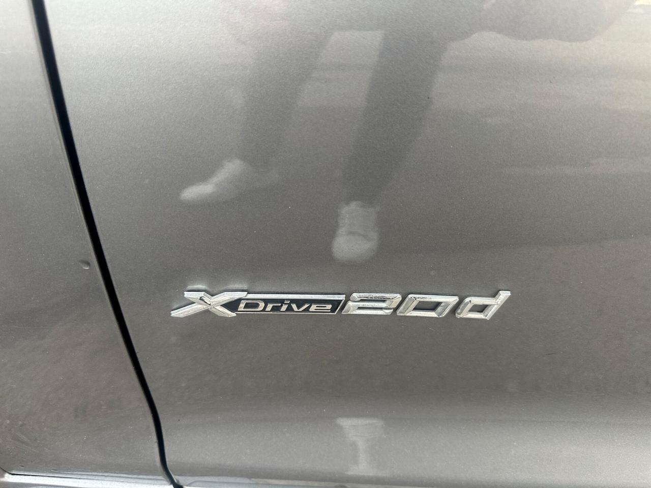 BMW X3 X DRIVE 2.0 AUT/F1/NAVI/BI-XENON/PEDANE