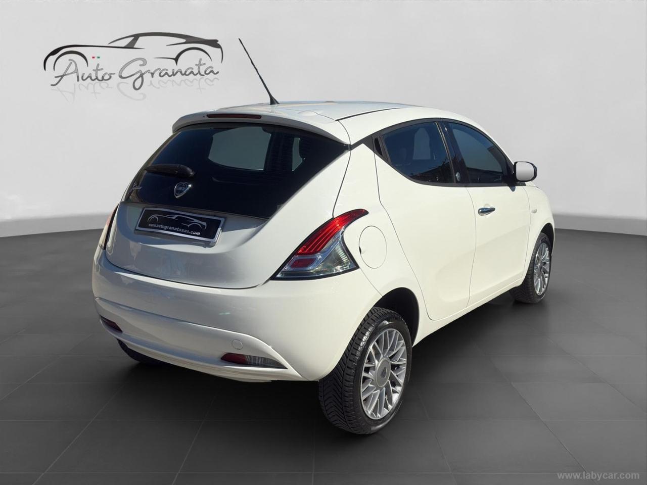 LANCIA Ypsilon 0.9 T.Air 85CV 5p. Met.Ec. Gold
