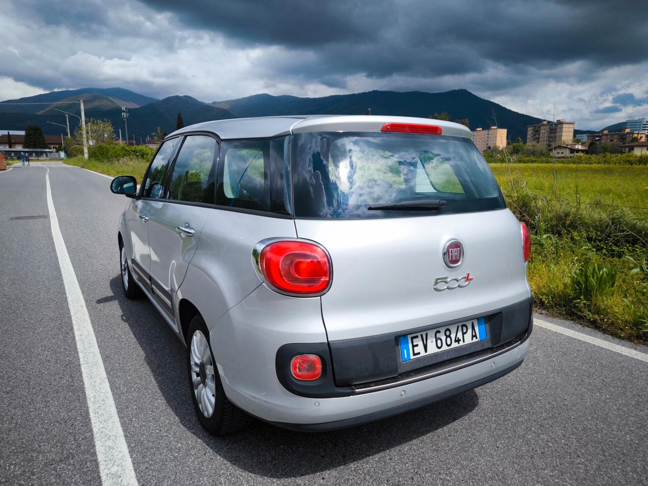 FIAT 500L LIVING 1,6 MJT- LOUNGE- OK NEOPATENTATI
