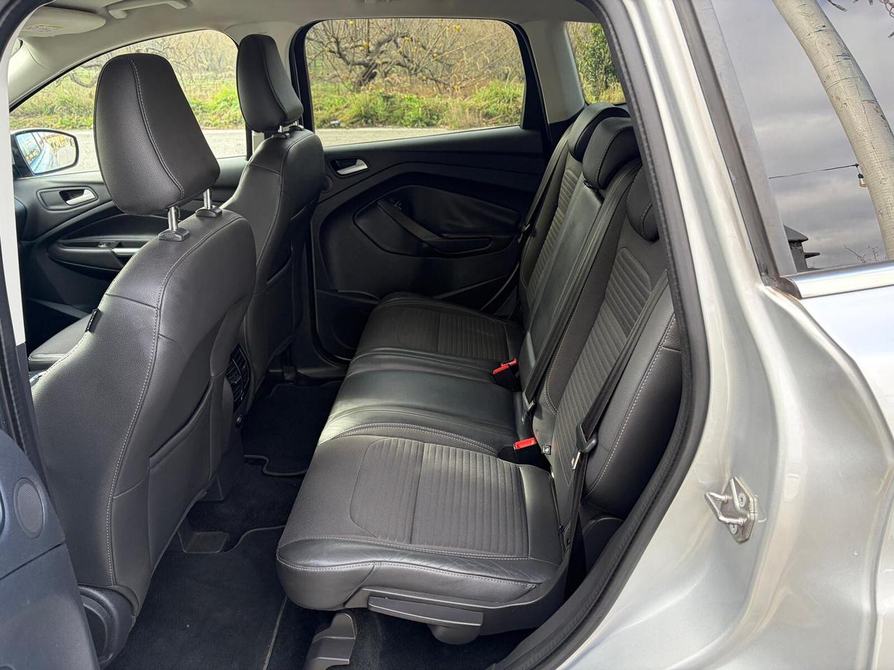 Ford Kuga 2.0 TDCI 150CV S&S 4WD Titanium