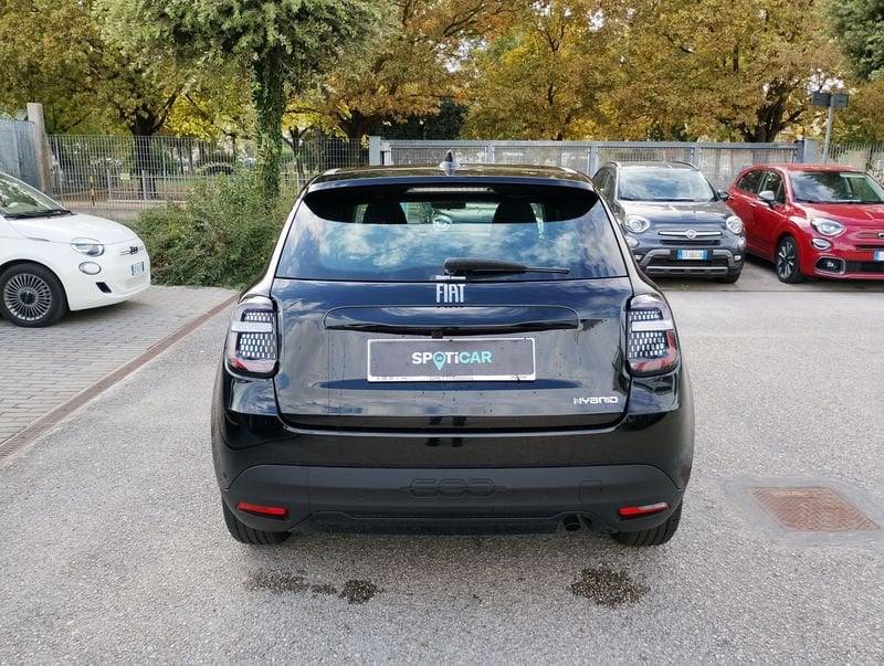 FIAT 600 600 1.2 hybrid Pop 110cv auto