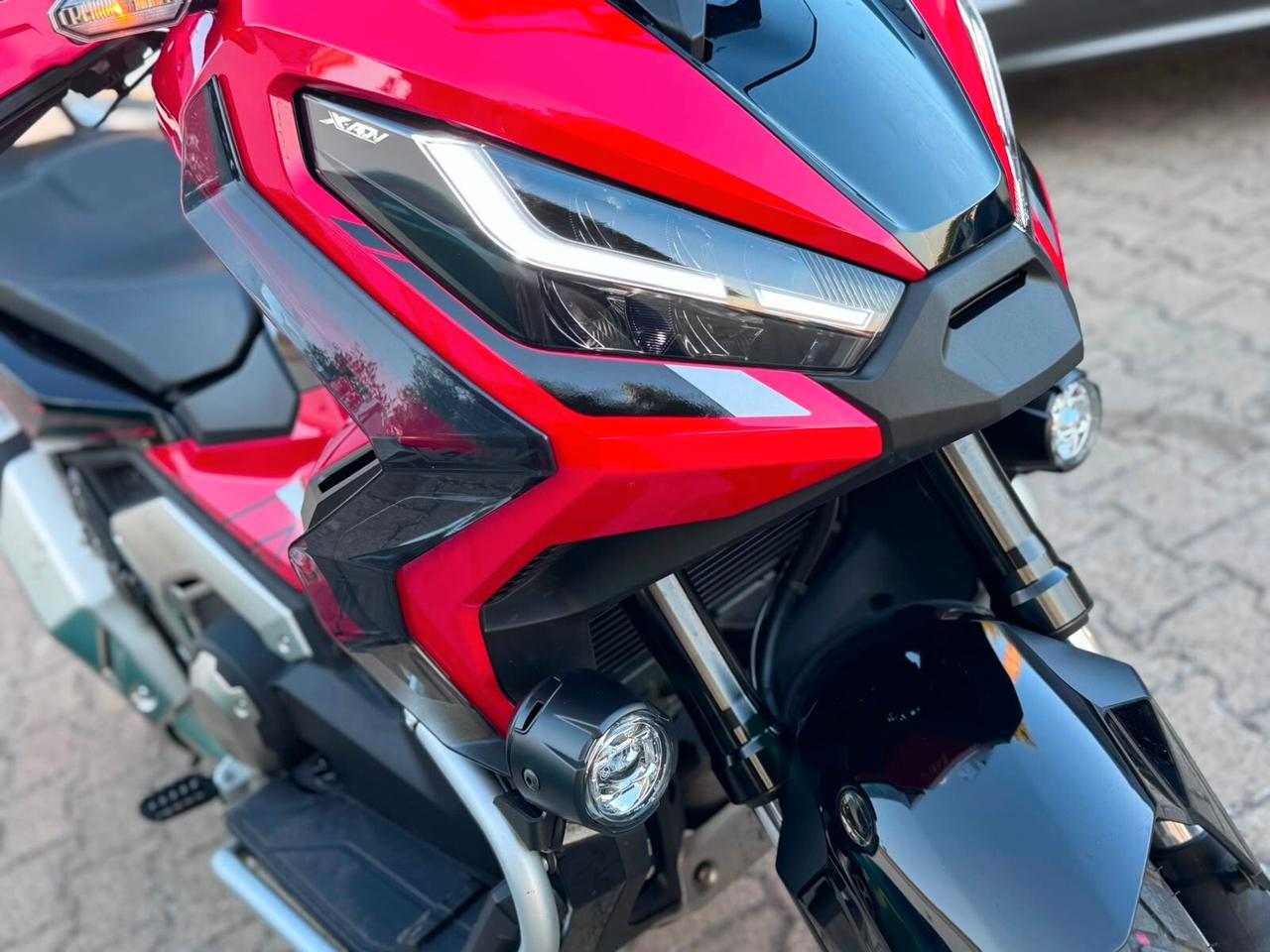 Honda X-ADV 750 SPECIAL EDITION * Bauletto*Faretti