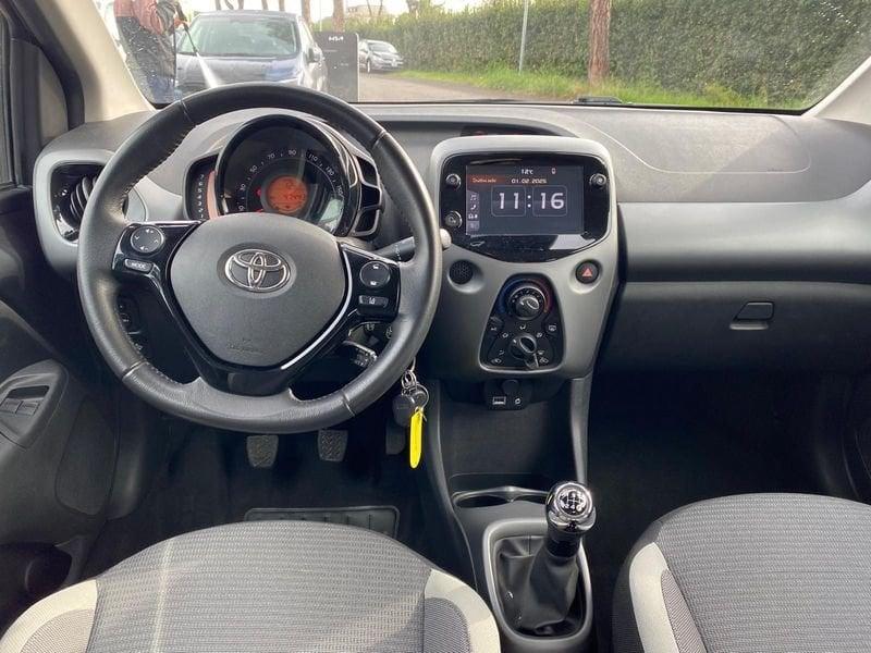 Toyota Aygo Connect 1.0 VVT-i 72 CV 5 porte x-play