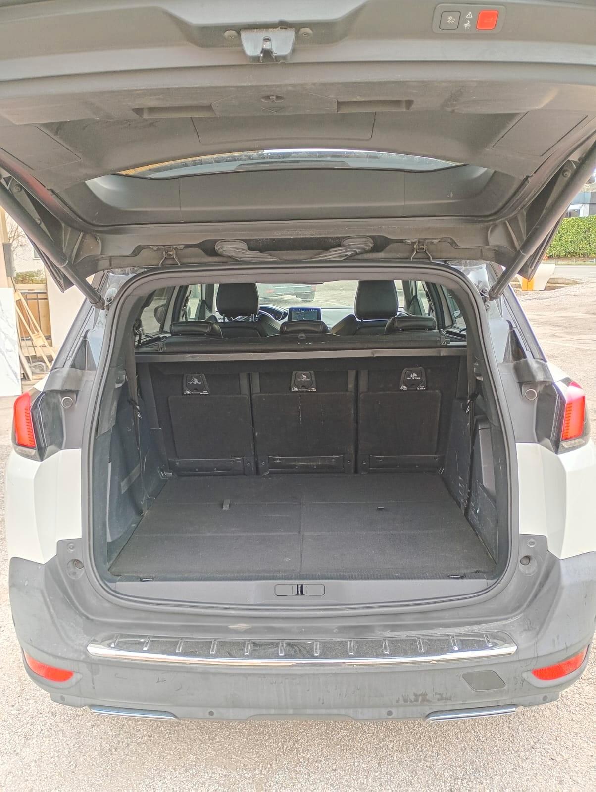 Peugeot 5008 BlueHDi 120 S&S Allure