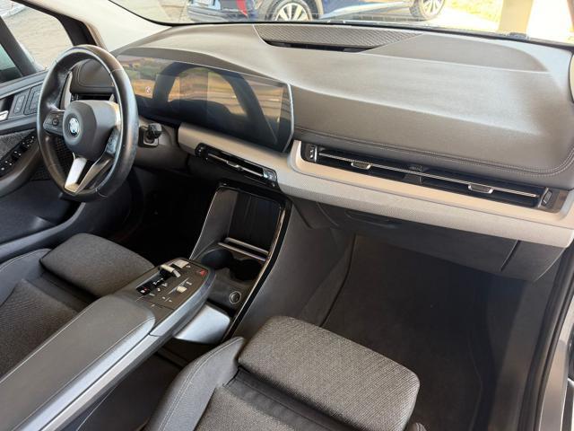 BMW 220 i 48V Active Tourer