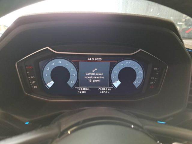 AUDI A1 citycarver 30 TFSI S tronic Identity Contrast