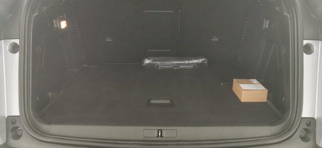PEUGEOT 3008 BlueHDi 130 S&S Active Business