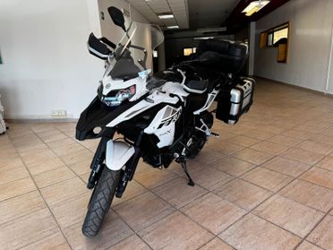 BENELLI TRK502 X BENZINA TASCHE LATERALI