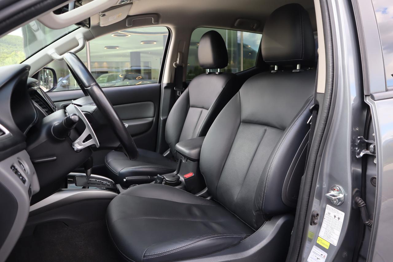 Mitsubishi L200 2.4 DI-D/154CV Double Cab Diamant Edition