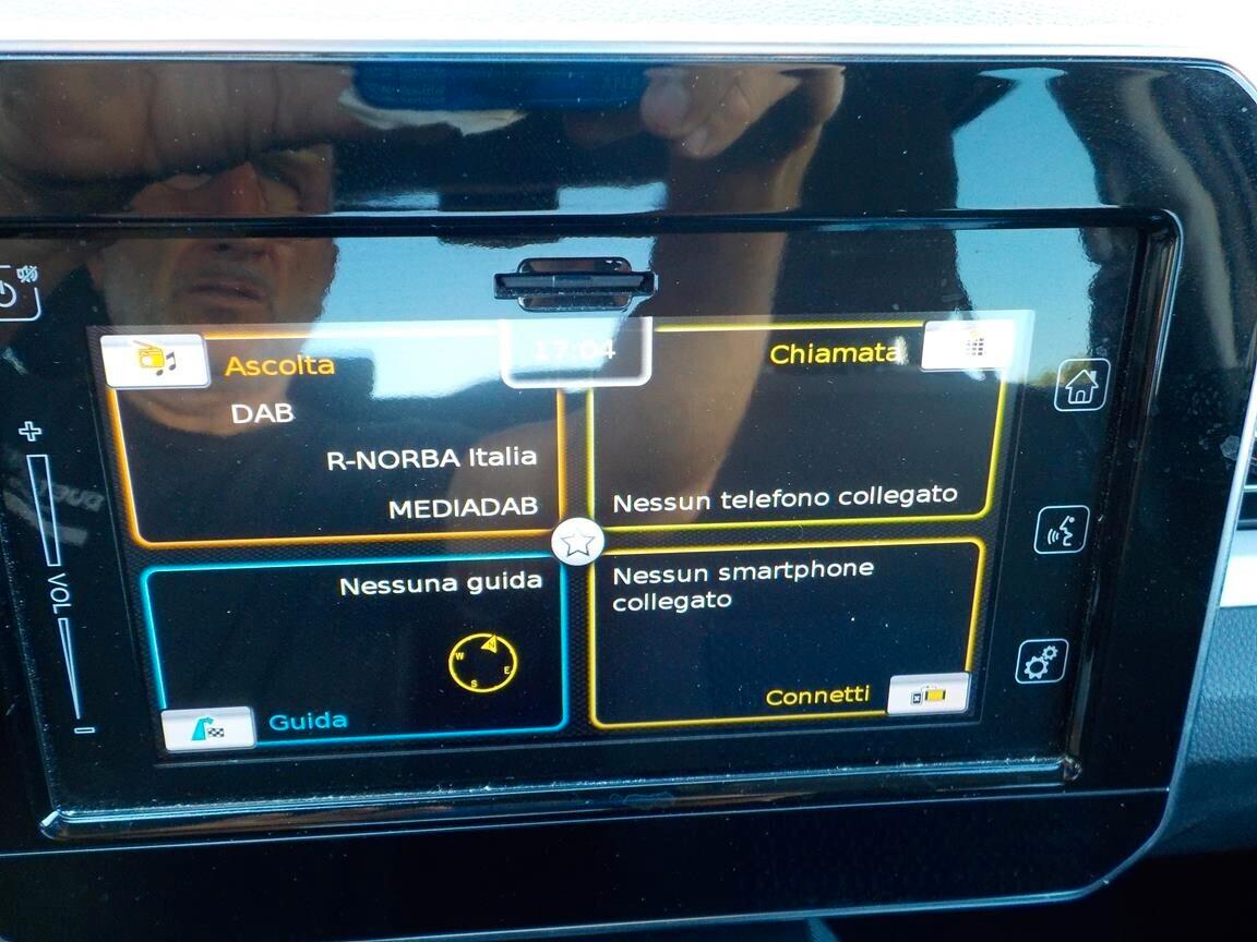 Suzuki Ignis 1.2 Hybrid Top