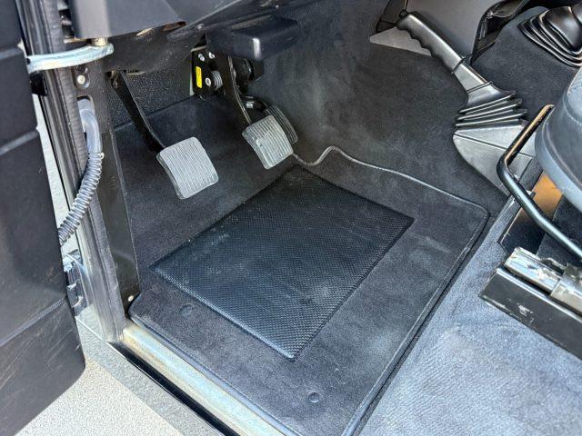 LAND ROVER Defender 90 2.2 TD4 Station Wagon S